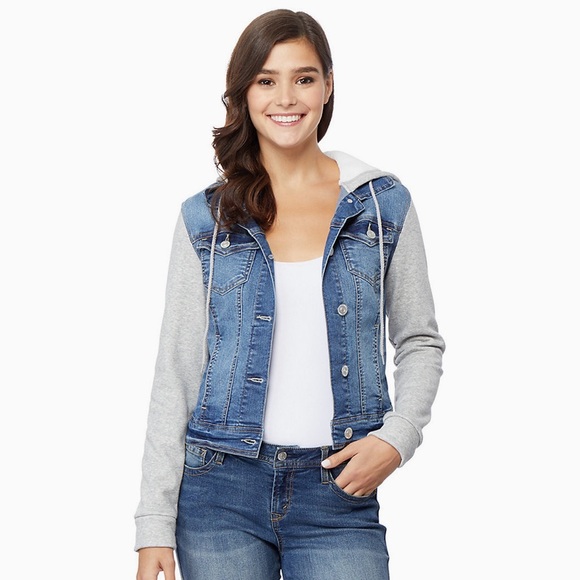 Wallflower Jackets & Blazers - NWT Juniors' Wallflower Knit Sleeve Dreamer Jacket